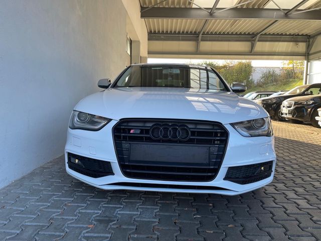 Audi S4 Avant 3.0 TFSI quattro