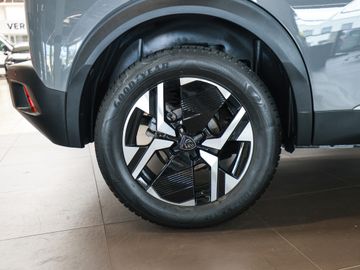 Peugeot 2008 - 8