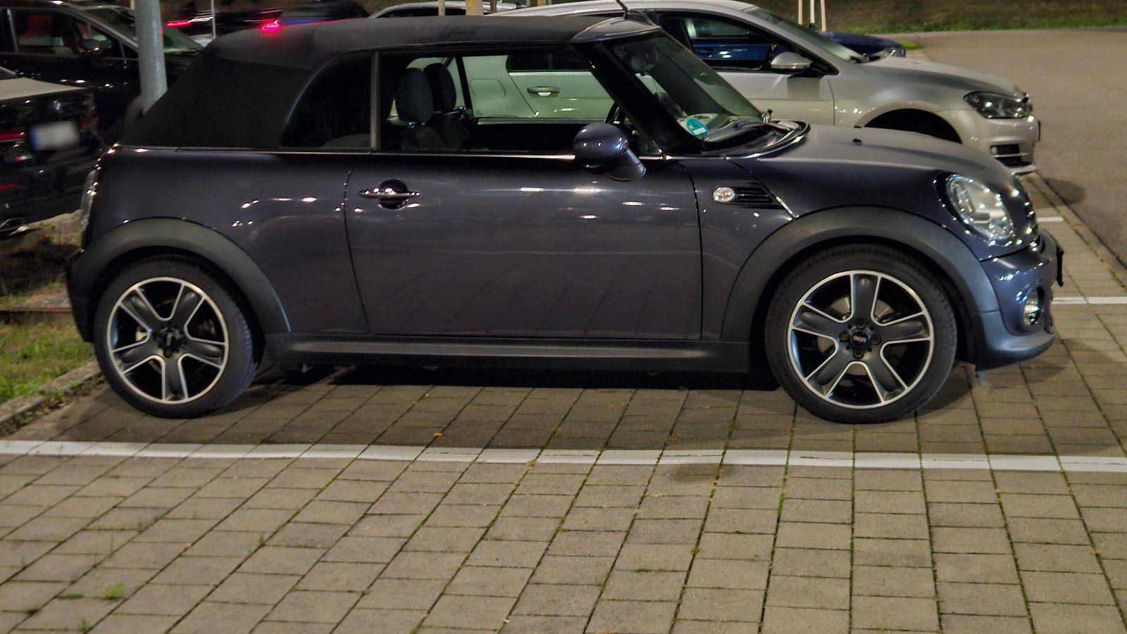 MINI Cooper Cabrio