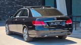 Mercedes-Benz E 300 4Matic PANORAMA-TRAUMZUSTAND - Mercedes-Benz E 300 mit Benzin-Antrieb: Limousine