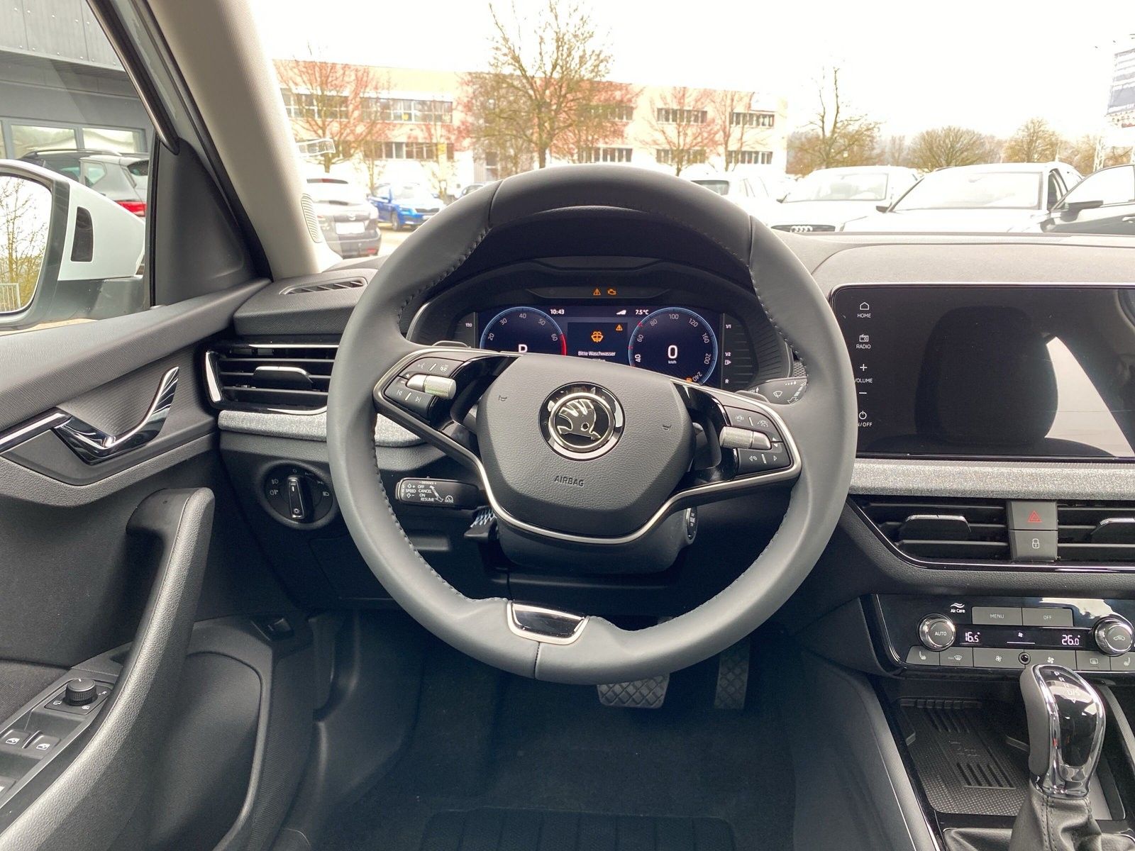 SKODA Scala Selection 1,0 TSI DSG 85kW/115PS - Image 9