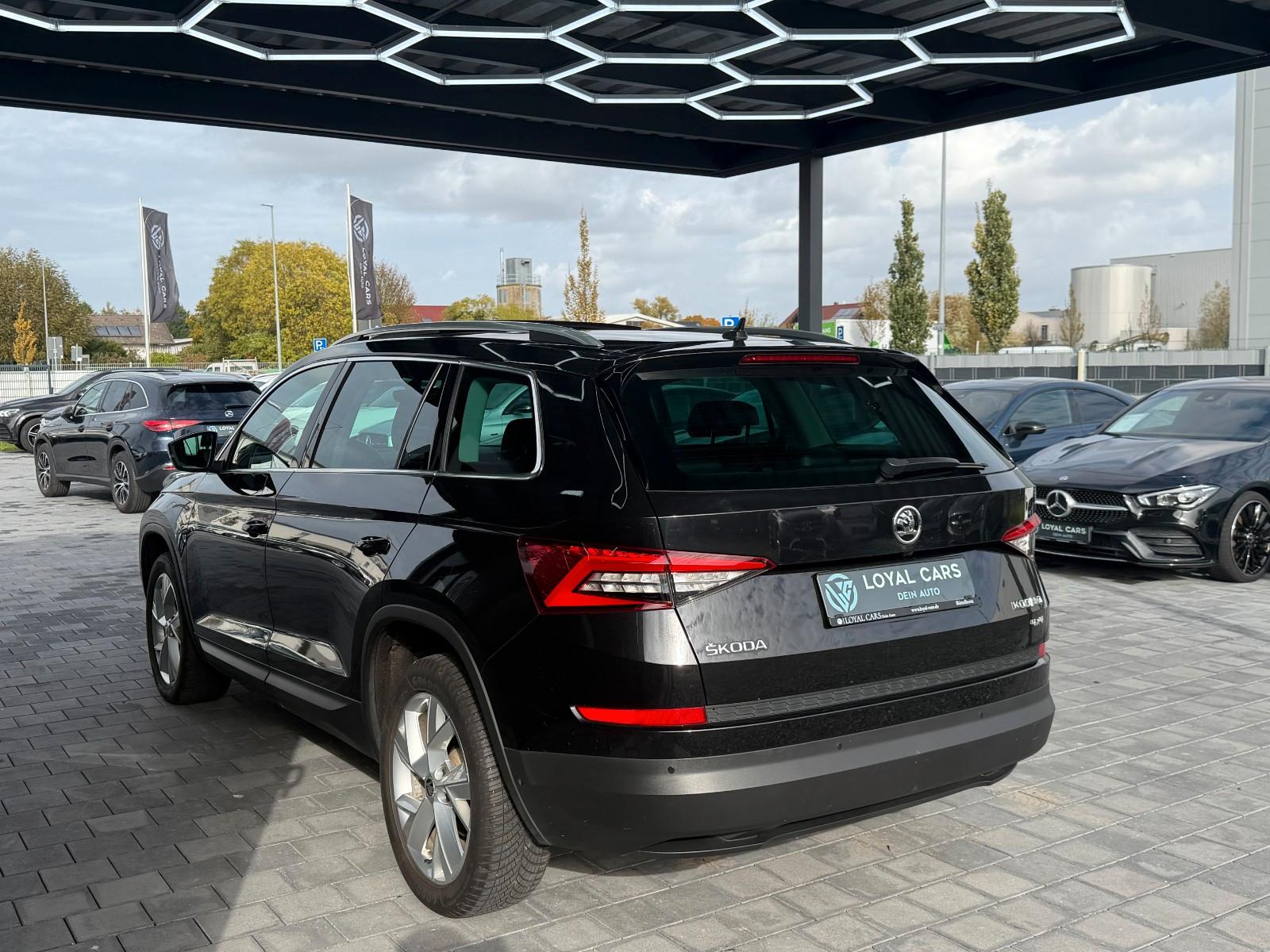 Skoda Kodiaq Style 4x4*7Sitzer*PANO*360*LED*MEMORY*AHK