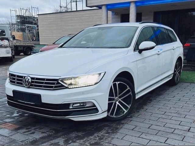 VW VW Passat b8 R-LINE 2016 2.0tdi KEYLESS AH...