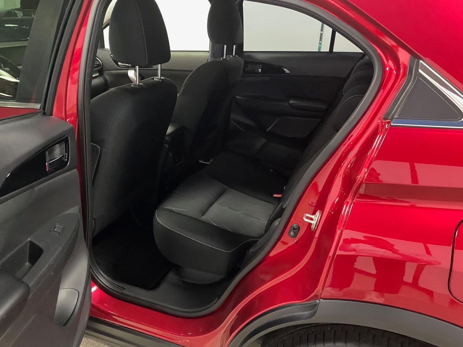 Fahrzeugabbildung Mitsubishi Eclipse Cross 1.5 T-MIVEC Intro Edition 2WD APP+