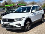 Volkswagen Tiguan Active*Automatik*1.Hand*TÜV NEU!! - Volkswagen Tiguan ACTIVE mit Hybrid-Antrieb (Benzin/Elektro)