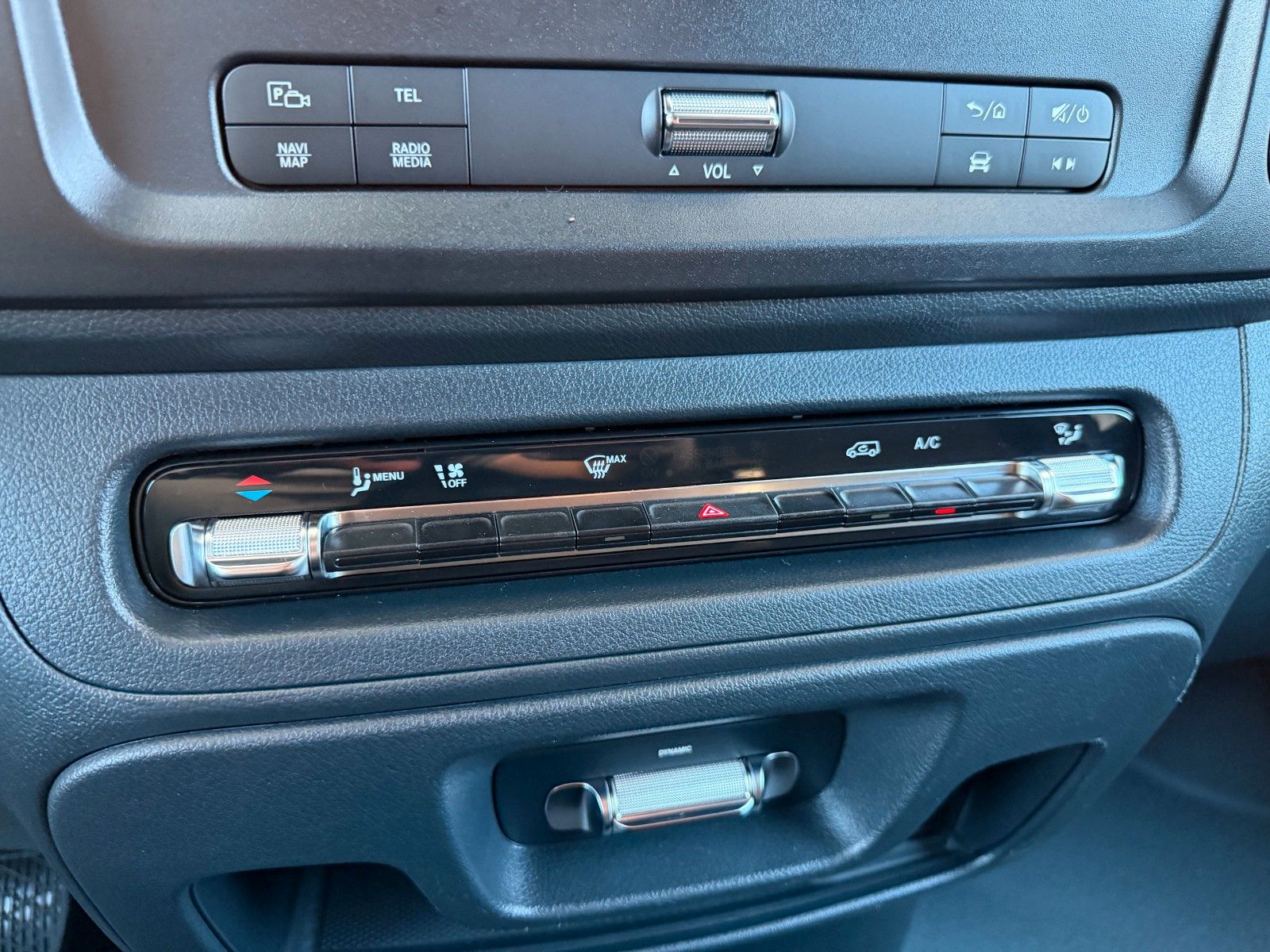 Fahrzeugabbildung Mercedes-Benz Vito 116 CDI AHK2,5to Klima Kamera SHZ