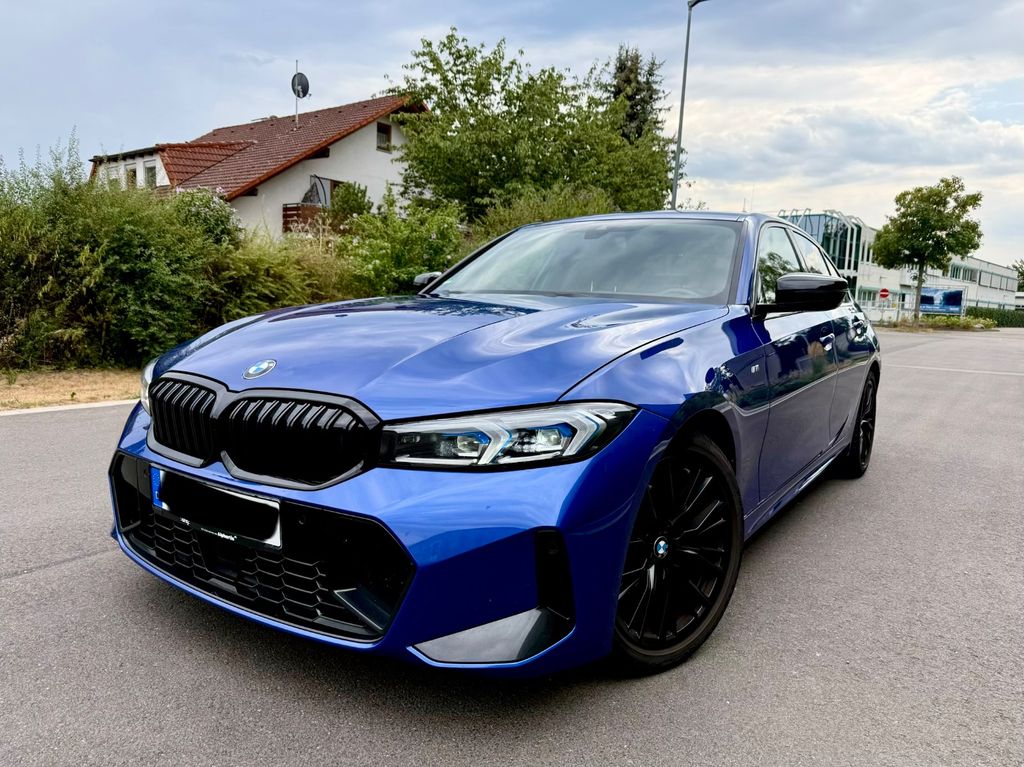 Image of BMW 320