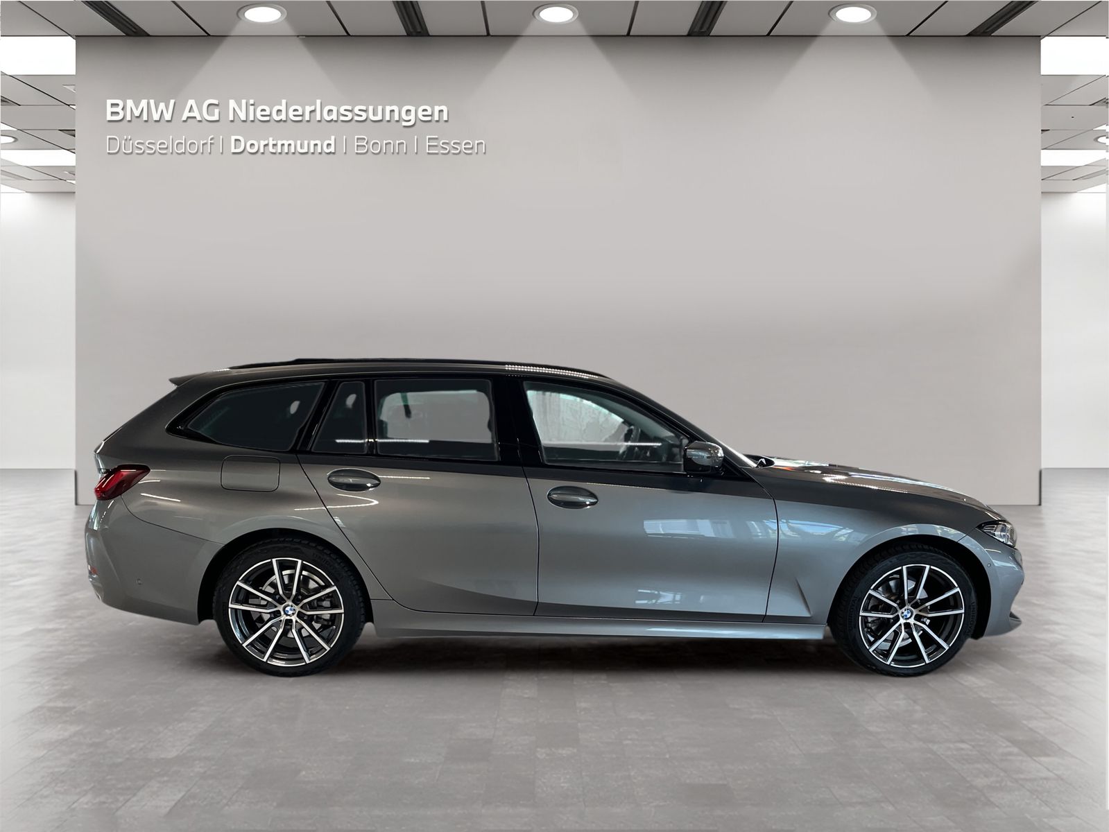 BMW 320i Touring Standheizung Harman K Kamera LED foto 4
