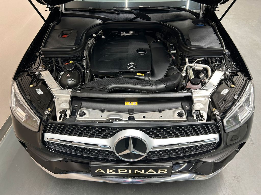 Mercedes-Benz GLC 300 GLC300 4M *AMG LINE*PANO*KAMERA*AHK*LED*CARPLAY*