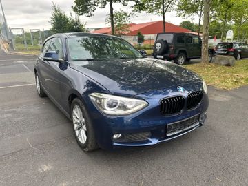 BMW 118 - 6