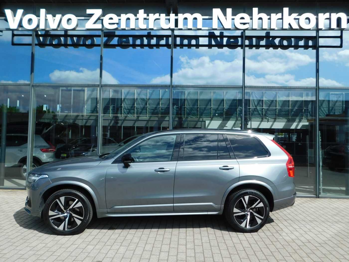 Fahrzeugabbildung Volvo XC90 Diesel B5 D AWD R-Design