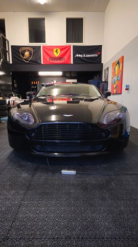 Aston Martin V8 Vantage 4.3l -