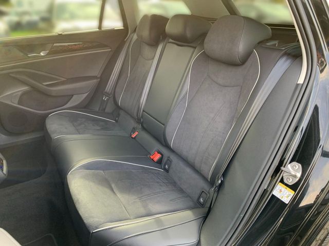 Passat Variant 2.0 TDI DSG ELEGANCE AHK+IQ.LIGHT