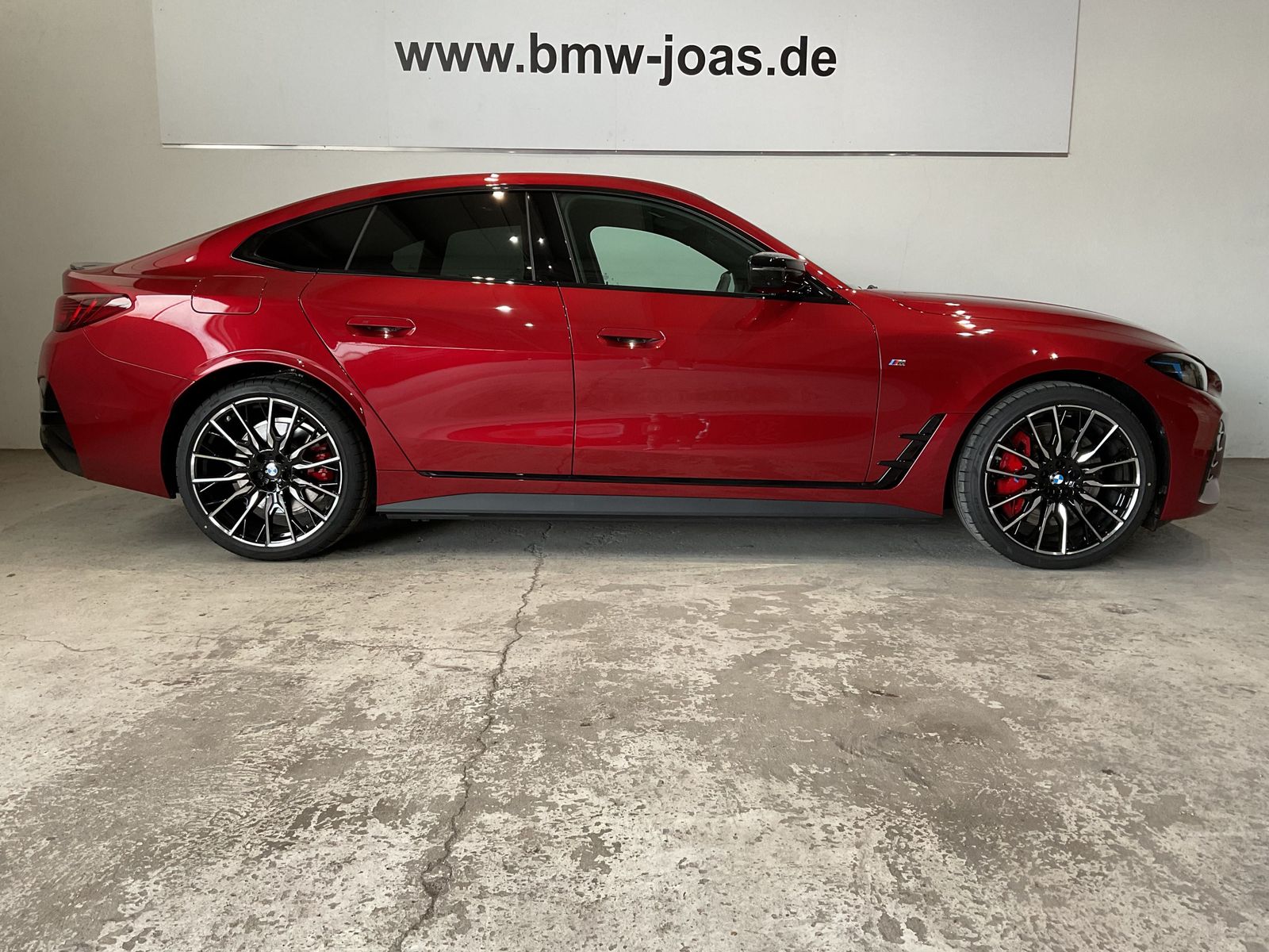 Fahrzeugabbildung BMW i4 M60 |Glasdach |M Sportpaket Pro |20" M LMR