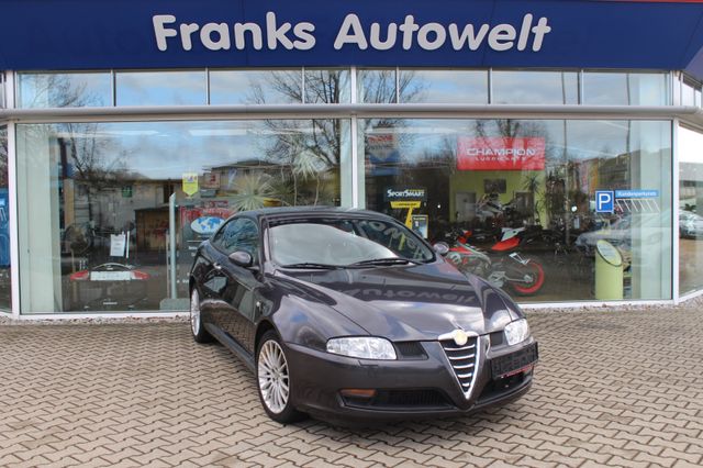 Alfa Romeo GT 1.8 TS Distinctive