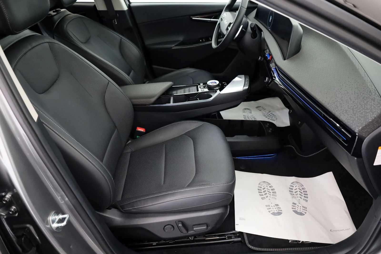 Fahrzeugabbildung Kia EV6 Business 77,4kWh, Leder,Wärmep.,LED,4xSH,ACC