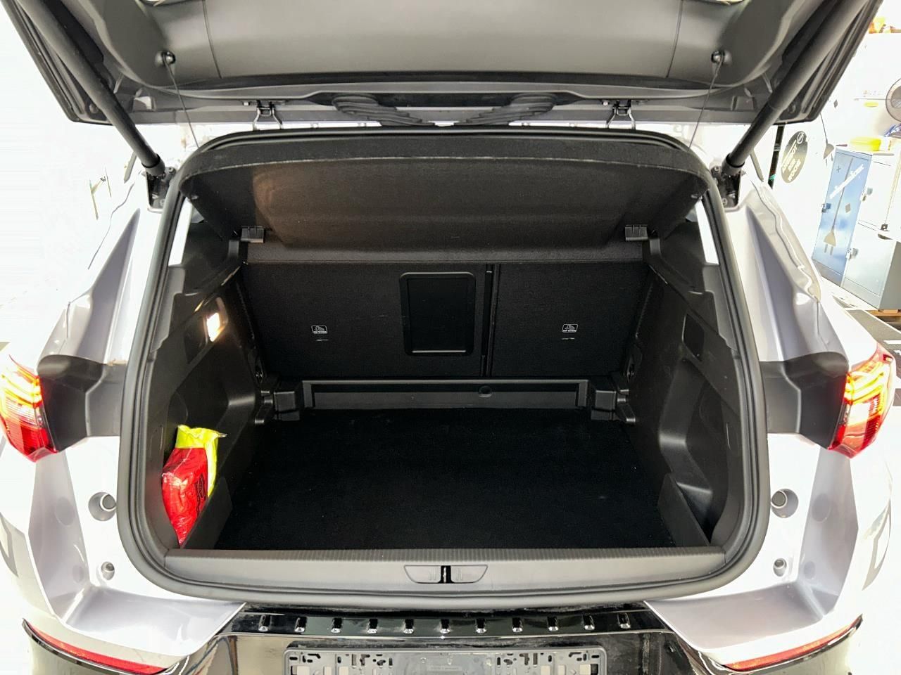 Fahrzeugabbildung Opel Grandland 1.2T GS Line - SONDERANGEBOT