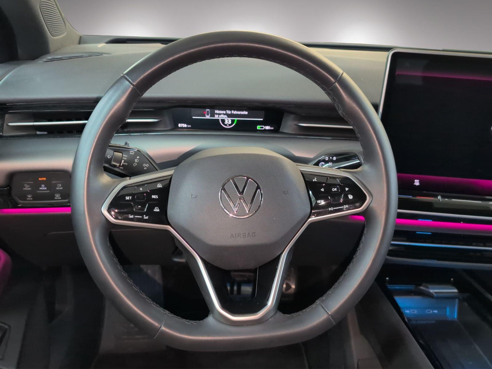 Volkswagen ID.7 Tourer Pro 82kWh/AHK/Matrix/360°/Wärmepumpe