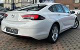 Opel INSIGNIA *EDITION*SHZ-PDC-TEMPOMAT-APPLE CARPLAY - Opel Insignia: Edition