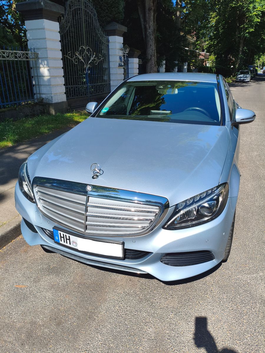 MERCEDES-BENZ C 400 4MATIC EXCLUSIVE Autom. (AMG, LED, Cam)