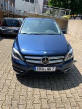 Mercedes-Benz B 200 - - Mercedes-Benz B 200 Gebrauchtwagen in Düsseldorf