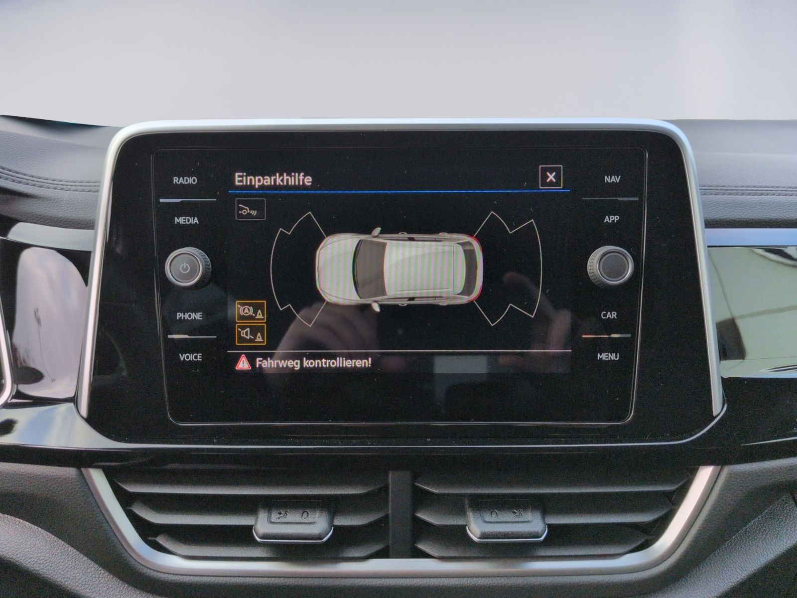 T-Roc 1.5 TSI DSG R-Line KAMERA+AHK+NAVI