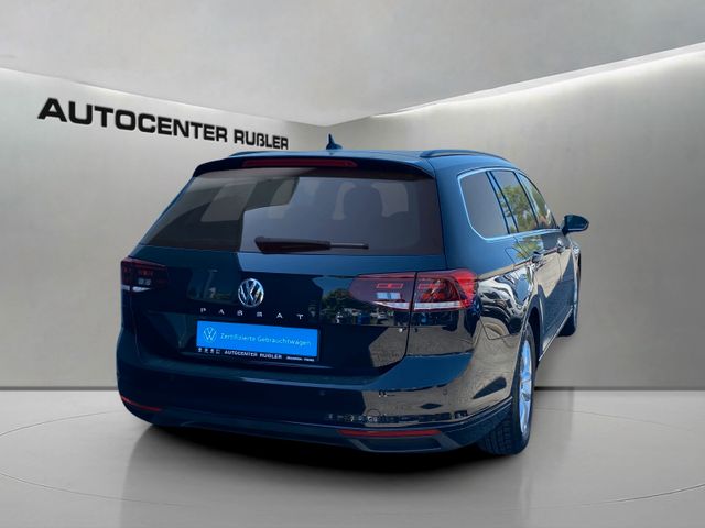 VW Passat Variant