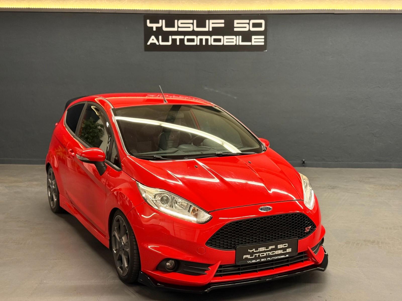 Ford Fiesta ST 1.6 EcoBoost Performance Paket2 Recaro