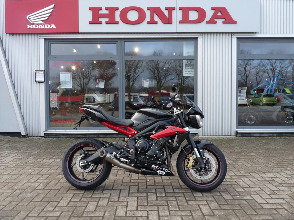 Triumph Street Triple 675 R ABS Top Zustand ,neue Reifen