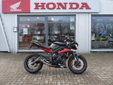 Triumph Street Triple 675 R ABS Top Zustand ,neue Reifen - TRIUMPH 675 STREET TRIPLE