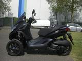 Piaggio MP 3 300 HPE ABS 1. HAND - PIAGGIO MP3 300 HPE