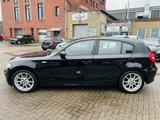 BMW 116i Limousine PDC SHZ Klima AT-Motor Garantie - BMW 116 in Mönchengladbach