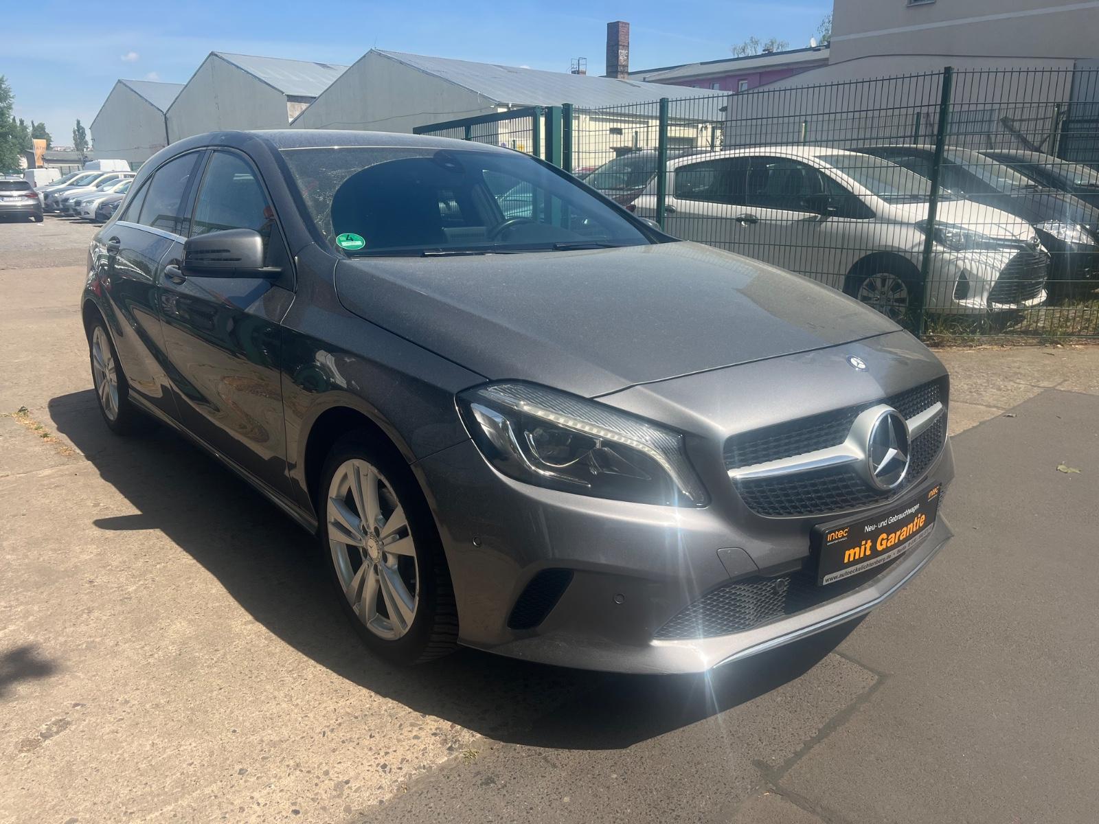 Mercedes-Benz A 180 A -Klasse A 180 BlueEfficiency Automatik