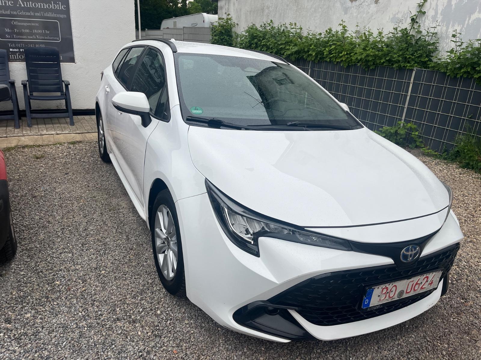 Toyota Corolla Touring Sports Hybrid Business Edition