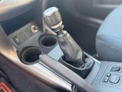 Fahrzeugabbildung Toyota RAV 4 2.0 4x2 Sol AHK SCHECKHEFTGEPFLEGT