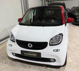 Smart ForTwo coupe Passion, SHZ, Navi, 90 PS, TÜV neu - Smart ForTwo: Rot
