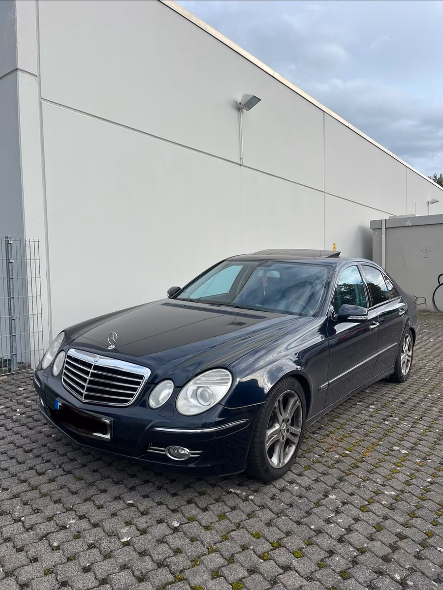 Mercedes-Benz E 280