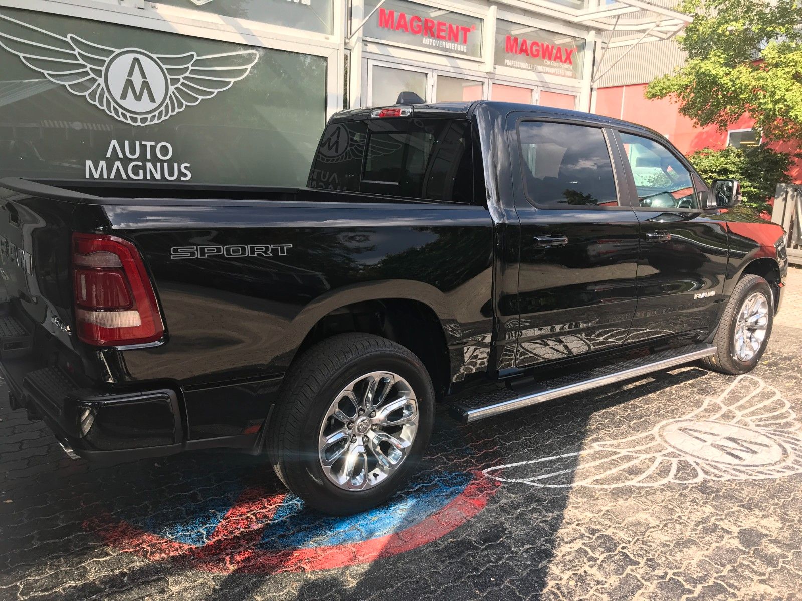 Fahrzeugabbildung Dodge RAM 1500 Laramie Sport *LPG*AHK*Navi*MY23
