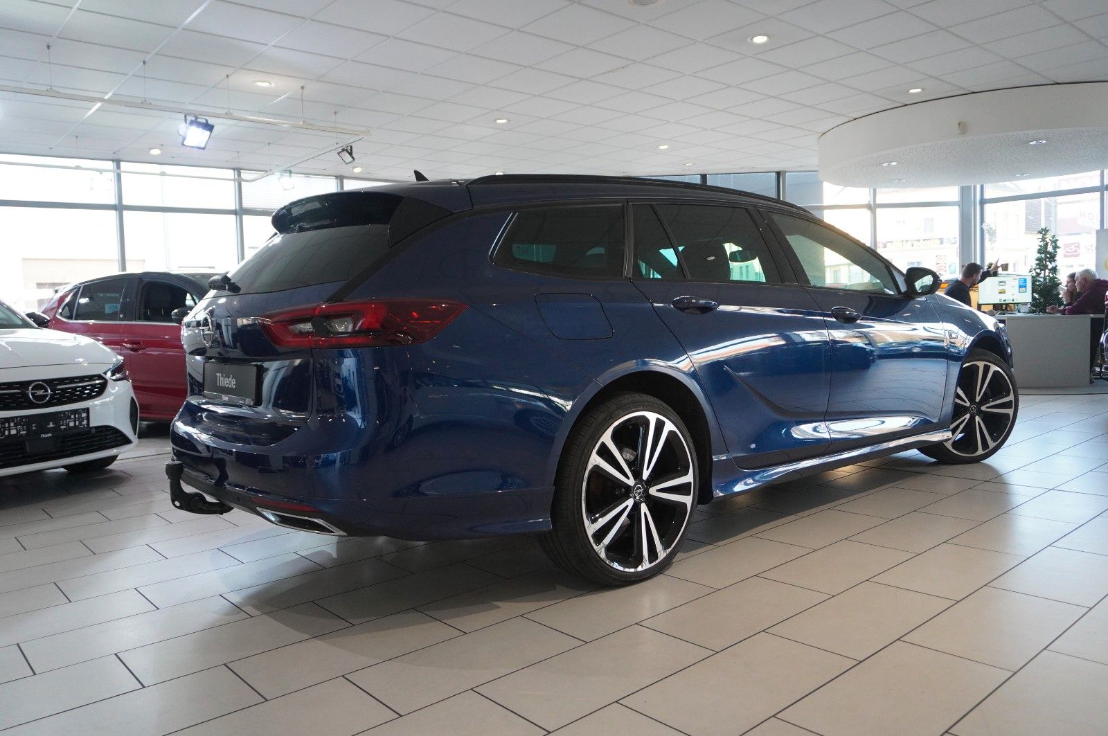 Fahrzeugabbildung Opel Insignia B ST 2.0D ULTIMATE NAVI/OPC/KAMERA/AHK