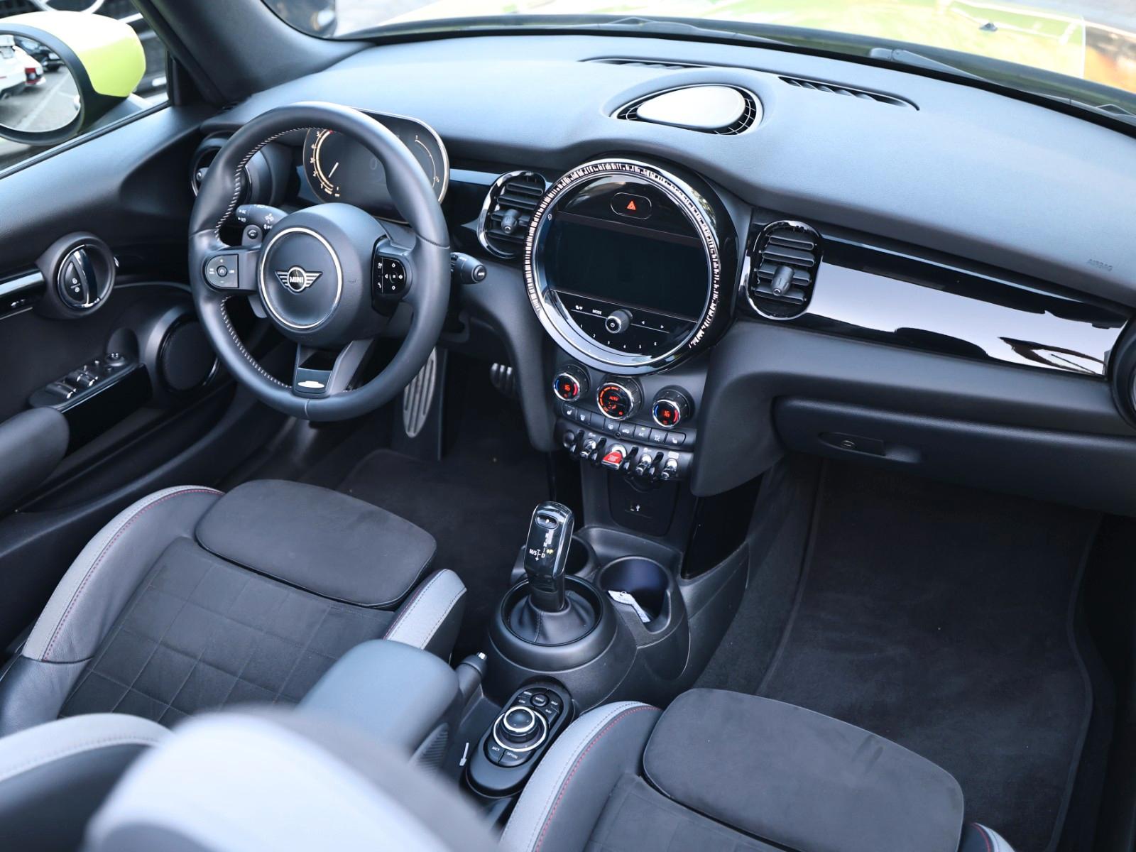 MINI Cooper S Cabrio John Cooper Works 1.Hand,Autom.