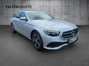 Mercedes E 220 - 4