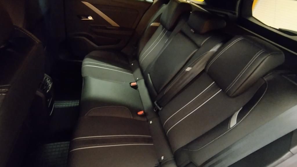 Erstes Annaberger Autohaus -  Opel Astra Sports Tourer GS, LED, Sitz-Lenkradheizung - Bild 9