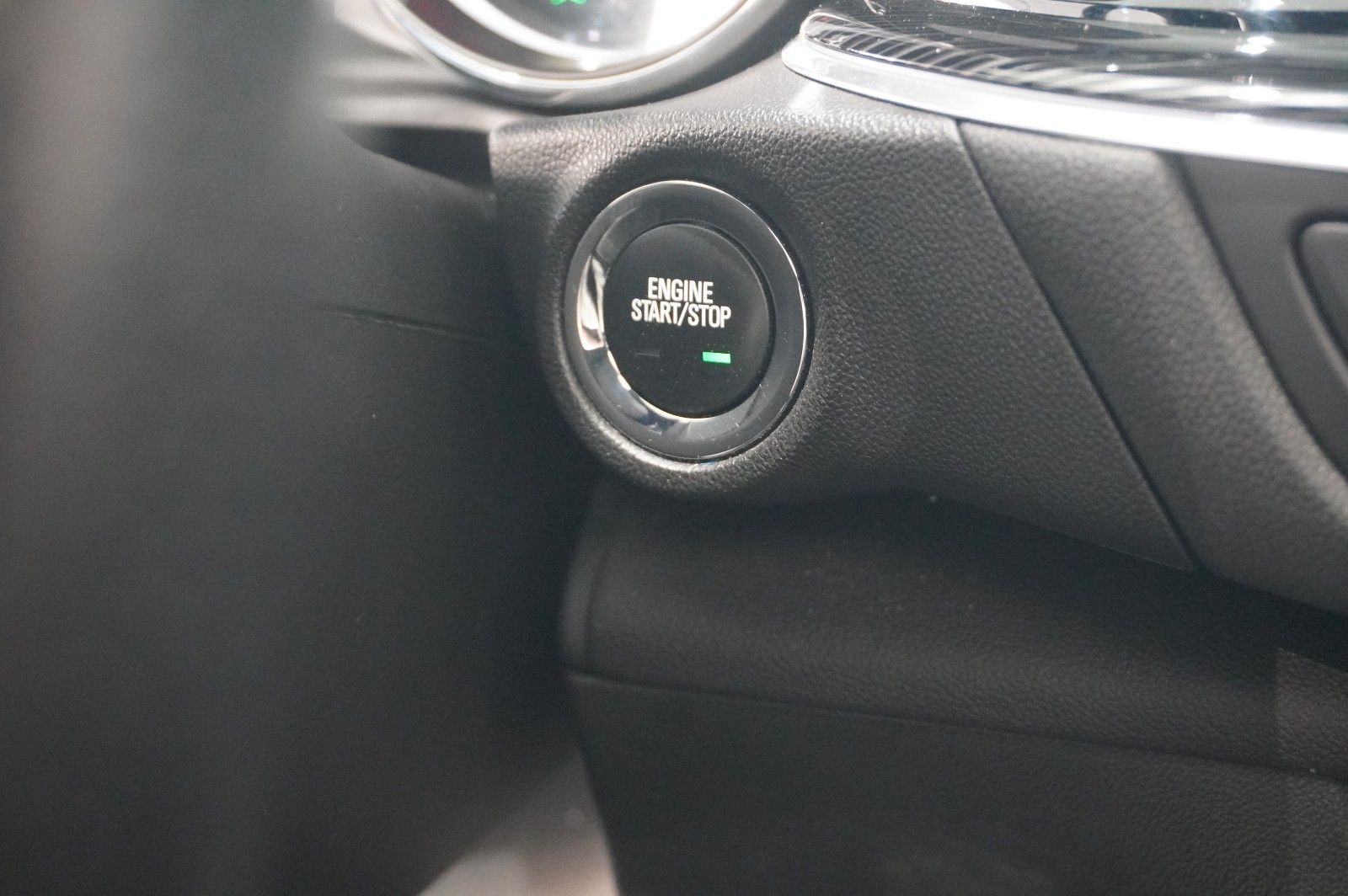 Fahrzeugabbildung Opel Insignia B GS 2.0D INNOV. NAVI/KAMERA/PANO./AHK