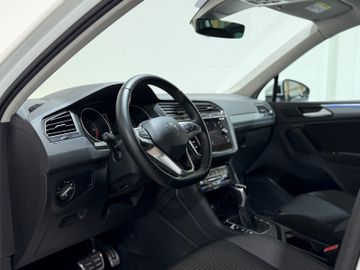 Volkswagen Tiguan - 10