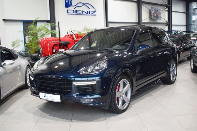 Porsche Cayenne GTS *Panorama* Approved 01-2026