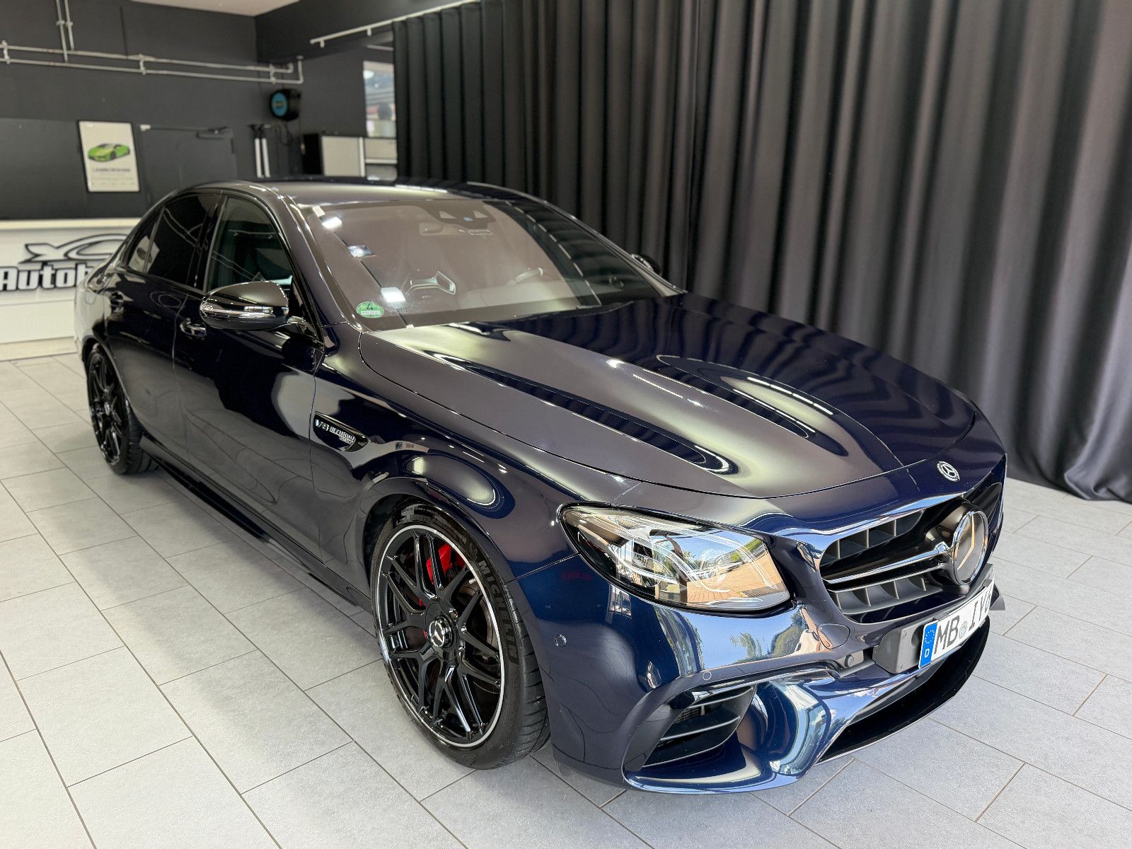 Fahrzeugabbildung Mercedes-Benz E 63 S AMG 4Matic+ |3D-BURMESTER|VOLL