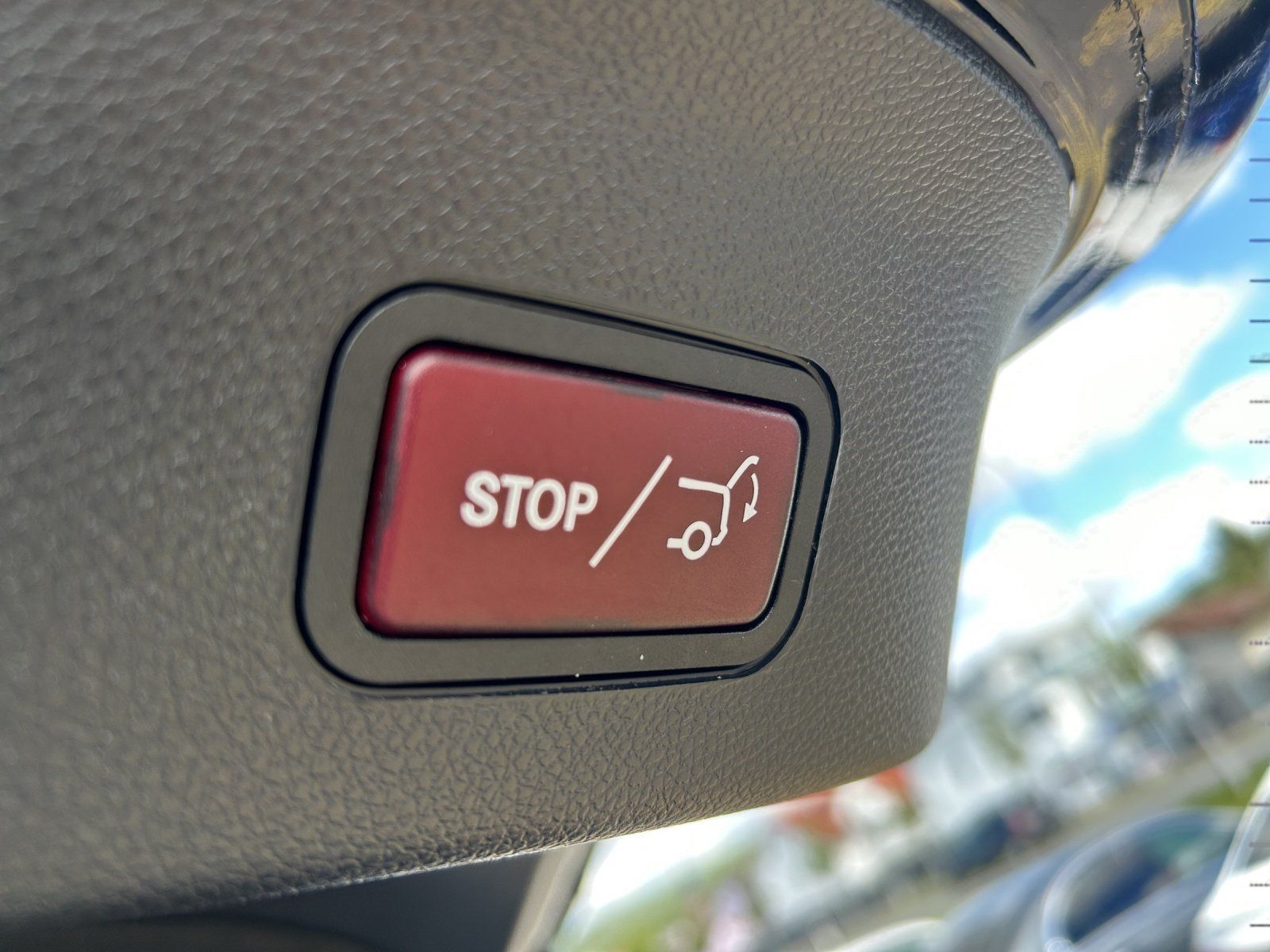 Fahrzeugabbildung Mercedes-Benz GLE43 AMG Cpé DISTRO Comand AIRMATIC HK-Hifi ILS