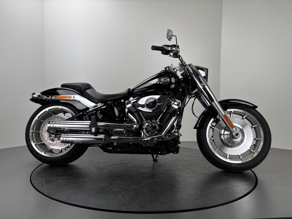 Fahrzeugabbildung Harley-Davidson FAT BOY 117 *JEKILL&HYDE *SEITL. KENNZEICHEN