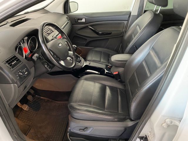 Kuga 2.0 TDCi DPF Titanium 4x4 PANO+LEDER