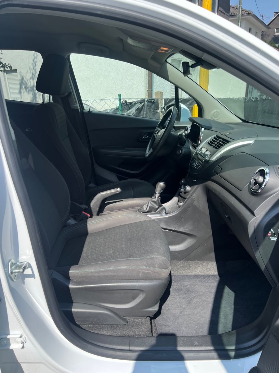 Fahrzeugabbildung Chevrolet Trax LS+